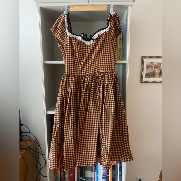 Vixen by Micheline Pitt Bardot Beauty Swing Dress in Orange Pumpkin Gingham - Picture 4 of 11